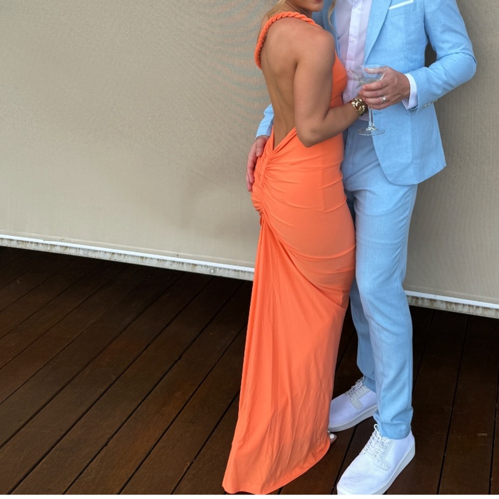 Off-Shoulder Peach Bodycon Maxi Dress - Picture 5 of 7